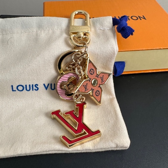 Bag Charm Accessory Key Chain - Picture 3 of 4